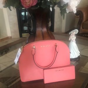 Purse and wallet set